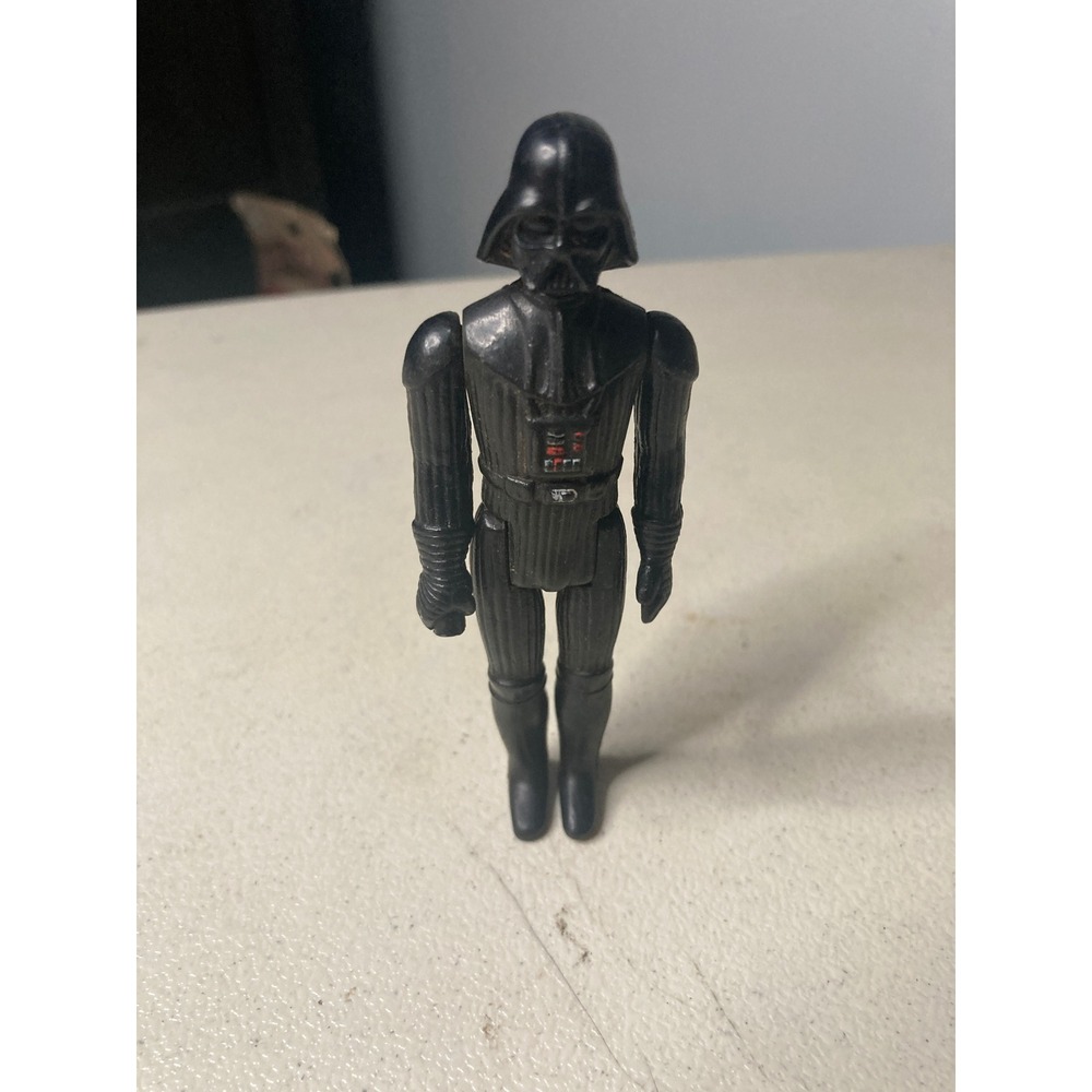 Vintage 1977 Kenner Star Wars Darth Vader Action Figure Loose 3.75 Inch